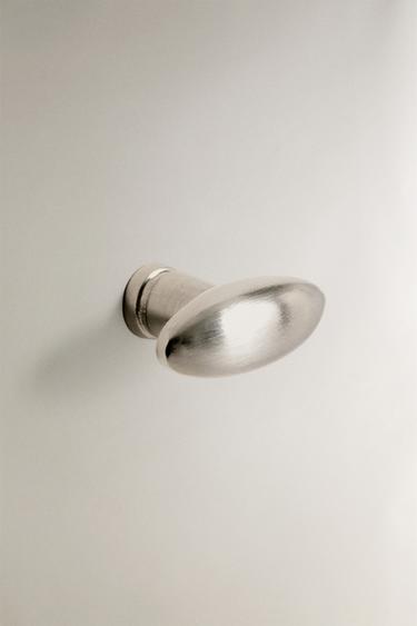 LOT BOUTONS MEUBLE MÉTAL BRILLANT (LOT DE 2) - Argent de Zara - Image 1