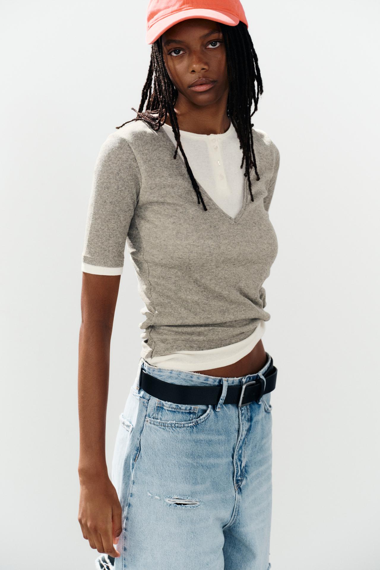 DOUBLE-LAYERED HENLEY TOP — Mink marl