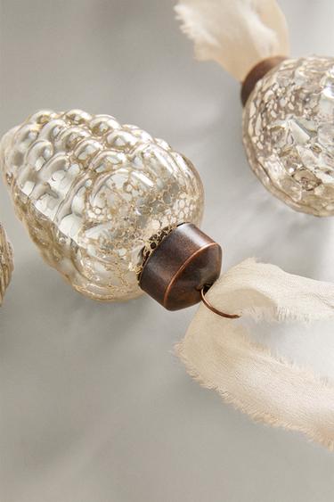 PACK DÉCORATION SAPIN BOULES FORMES NOËL (PACK DE 3) - Argent de Zara - Image 3