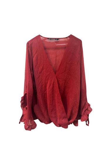 RUFFLED SLEEVE BLOUSE