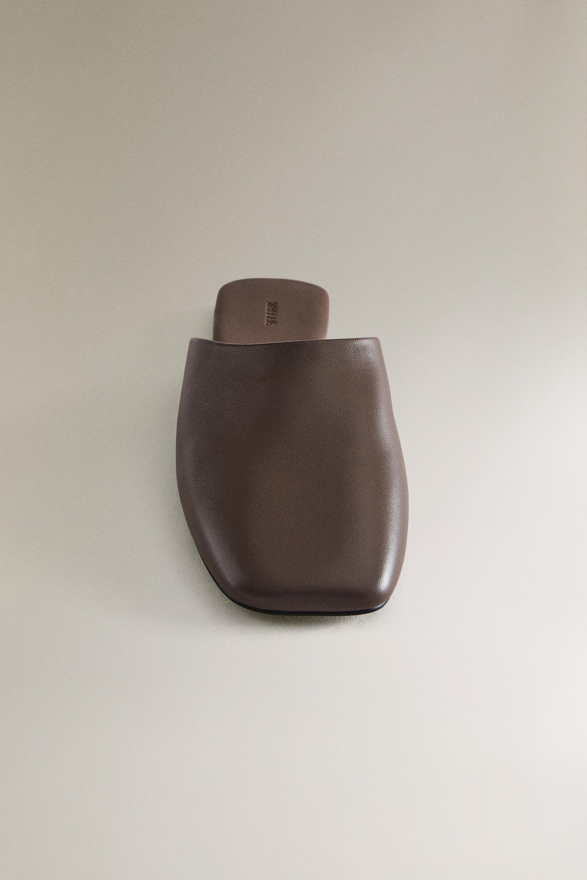 LEATHER MULE WITH SQUARE TOE