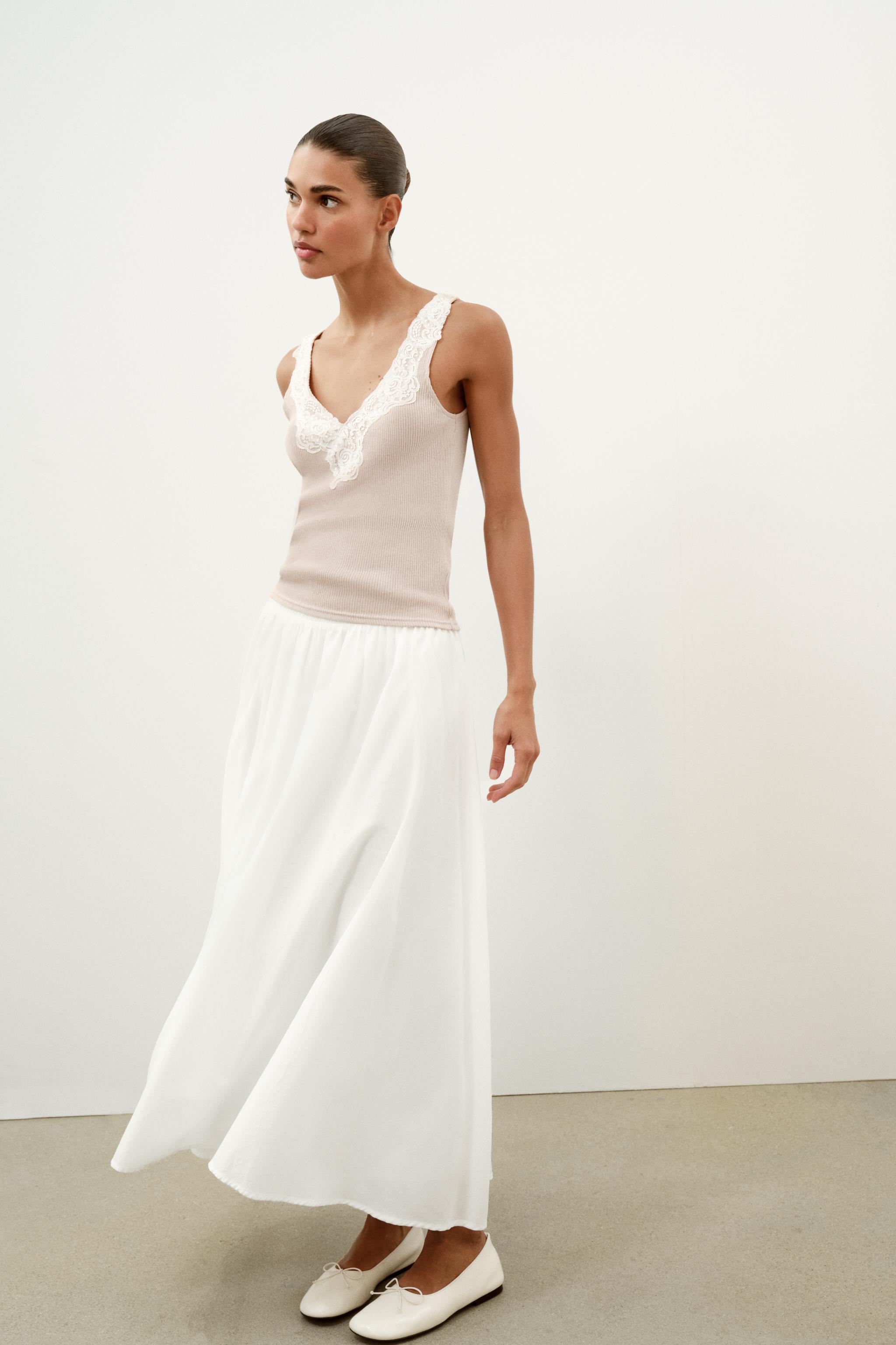 ZARA レーストリムリネントップス　S ZW COLLECTION レーストリムトップス - ホワイト | ZARA Japan / 日本
