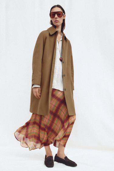 TRENCH MIDI ZW COLLECTION - Camel oscuro de Zara