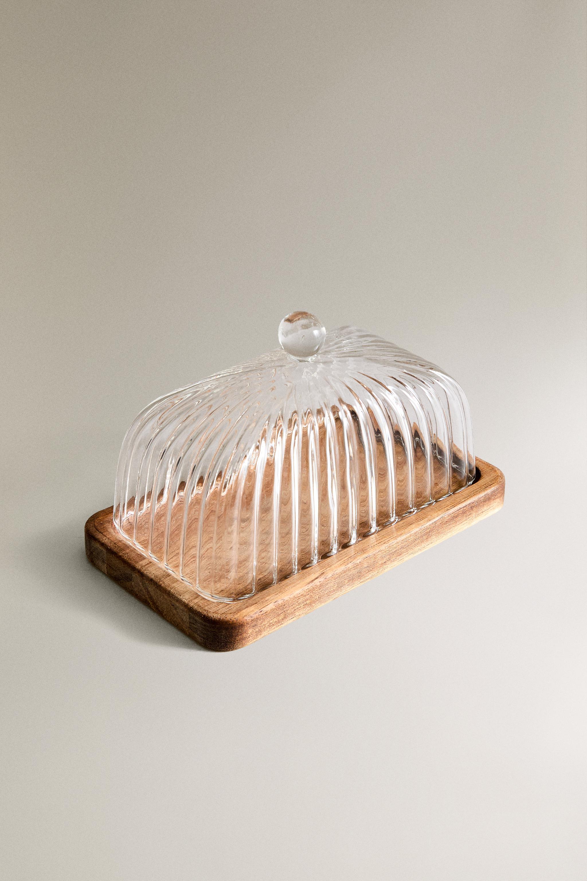 BOROSILICATE GLASS AND WOOD BUTTER DISH — Transparent