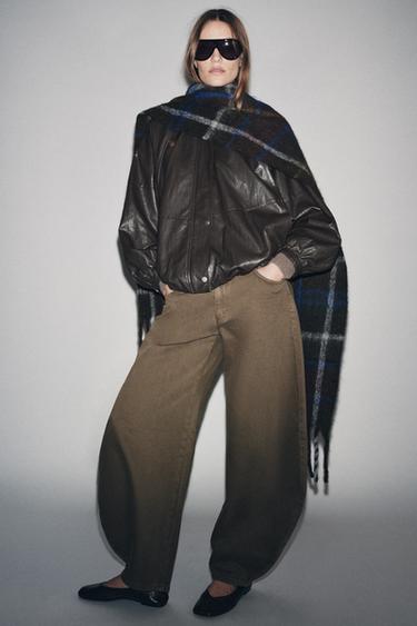 CHAQUETA BOMBER EFECTO PIEL ZW COLLECTION - Gris topo de Zara - Imagen 0