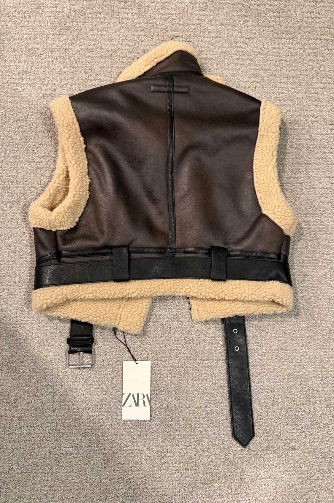 CROPPED DOUBLE FACED VEST - Image 2
