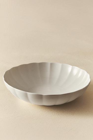 SCALLOPED PORCELAIN SALAD BOWL - White by Zara - Image 4