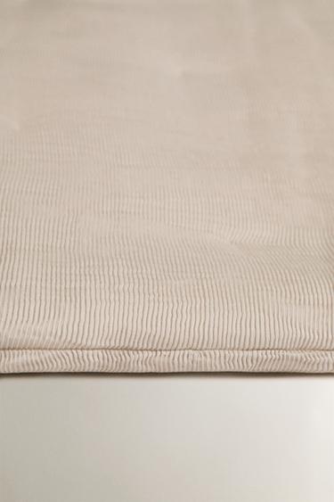 ÉDREDON PIED DE LIT PLISSÉ - Marron de Zara - Image 2