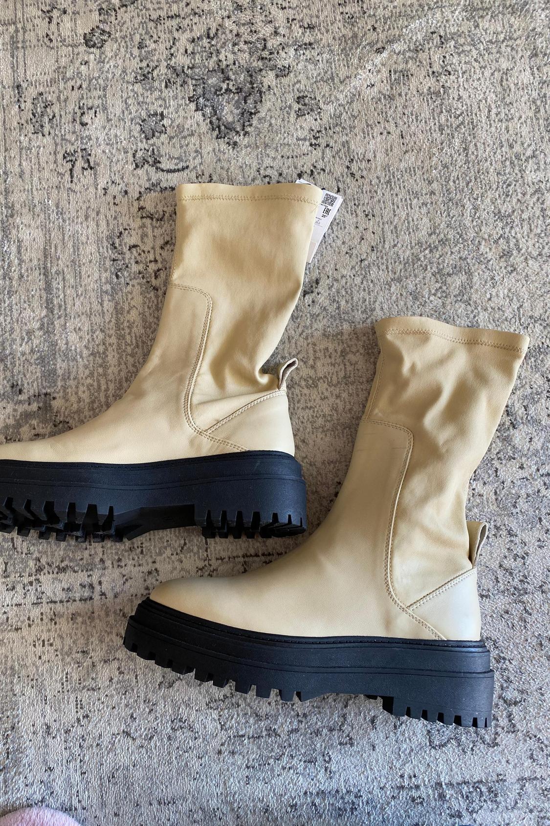 ANKLE LEATHER BOOTS - Image 2