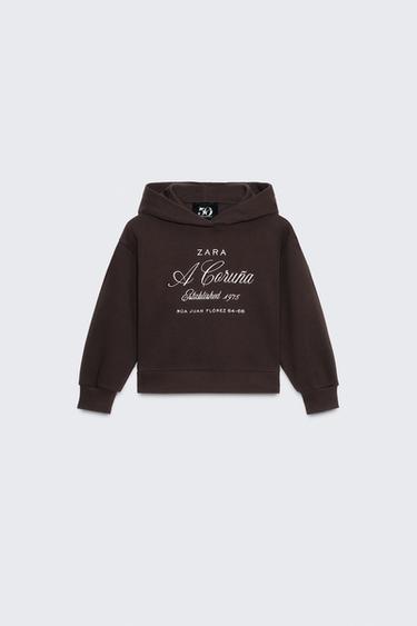 SWEAT À CAPUCHE INSCRIPTION BRODÉE 50TH ANNIVERSARY - Marron de Zara