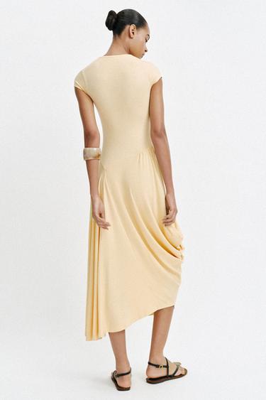 ROBE LONGUE ASYMÉTRIQUE - Vanille de Zara - Image 5