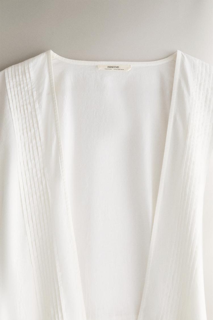 COTTON DRESSING GOWN WITH PINTUCKS — Oyster-white