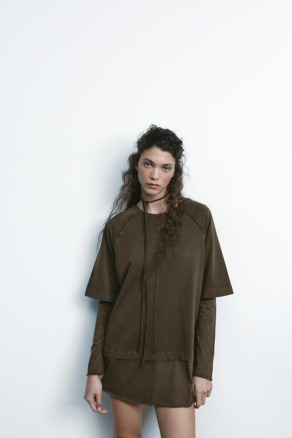 Thumbnail image for DOUBLE OVERSIZED WASHED-EFFECT T-SHIRT