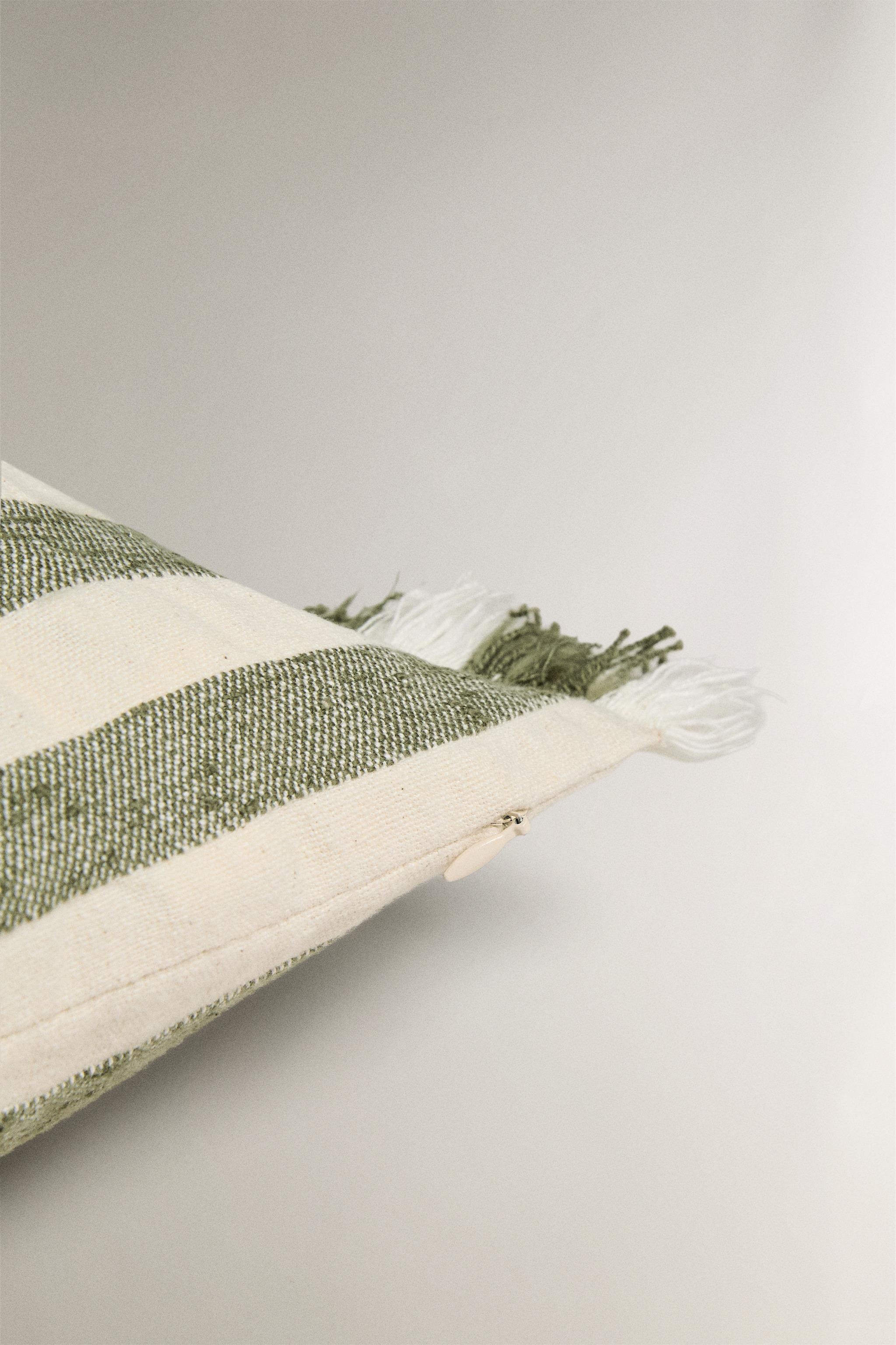 STRIPED THROW PILLOW COVER