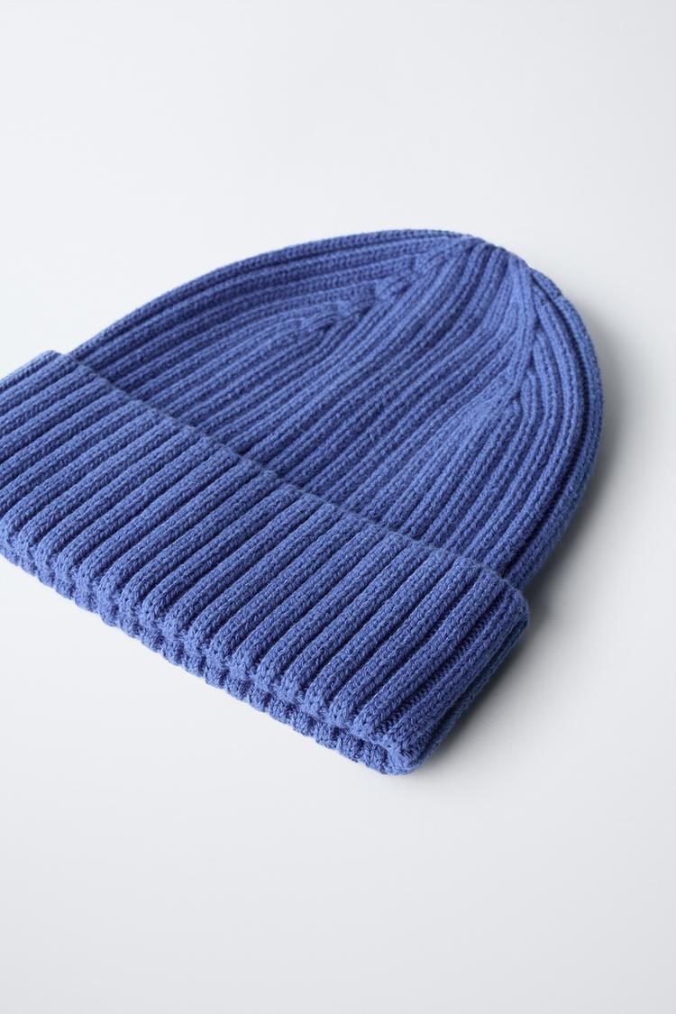 KNIT HAT