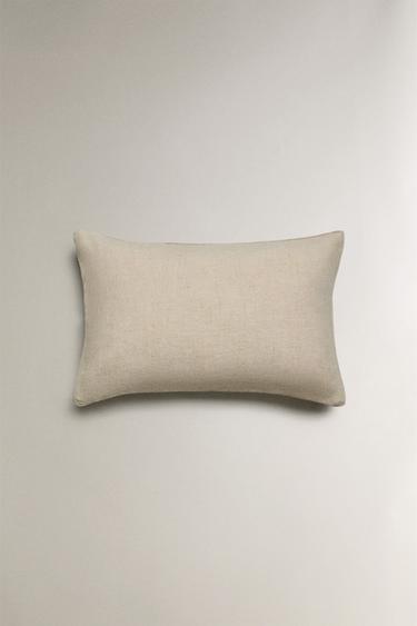 LINEN CUSHION COVER - Light beige by Zara