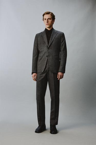 PANTALÓN REGULAR FIT TRAJE ESTRUCTURA - Marrón oscuro de Zara - Imagen 0