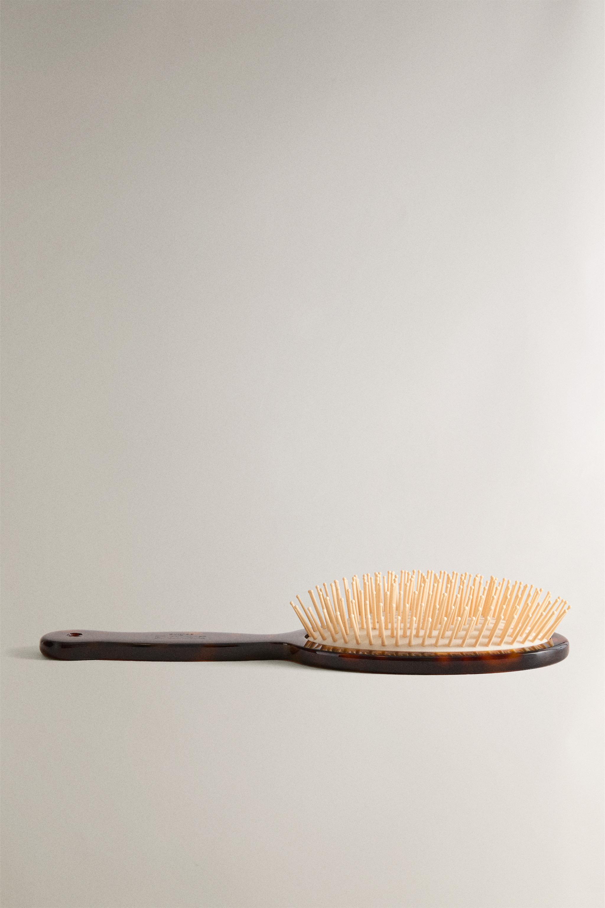 BROSSE ACÉTATE X BOLTINA
