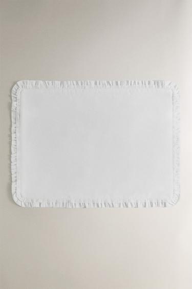 RECTANGULAR PLACEMAT WITH RUFFLE TRIM - White by Zara