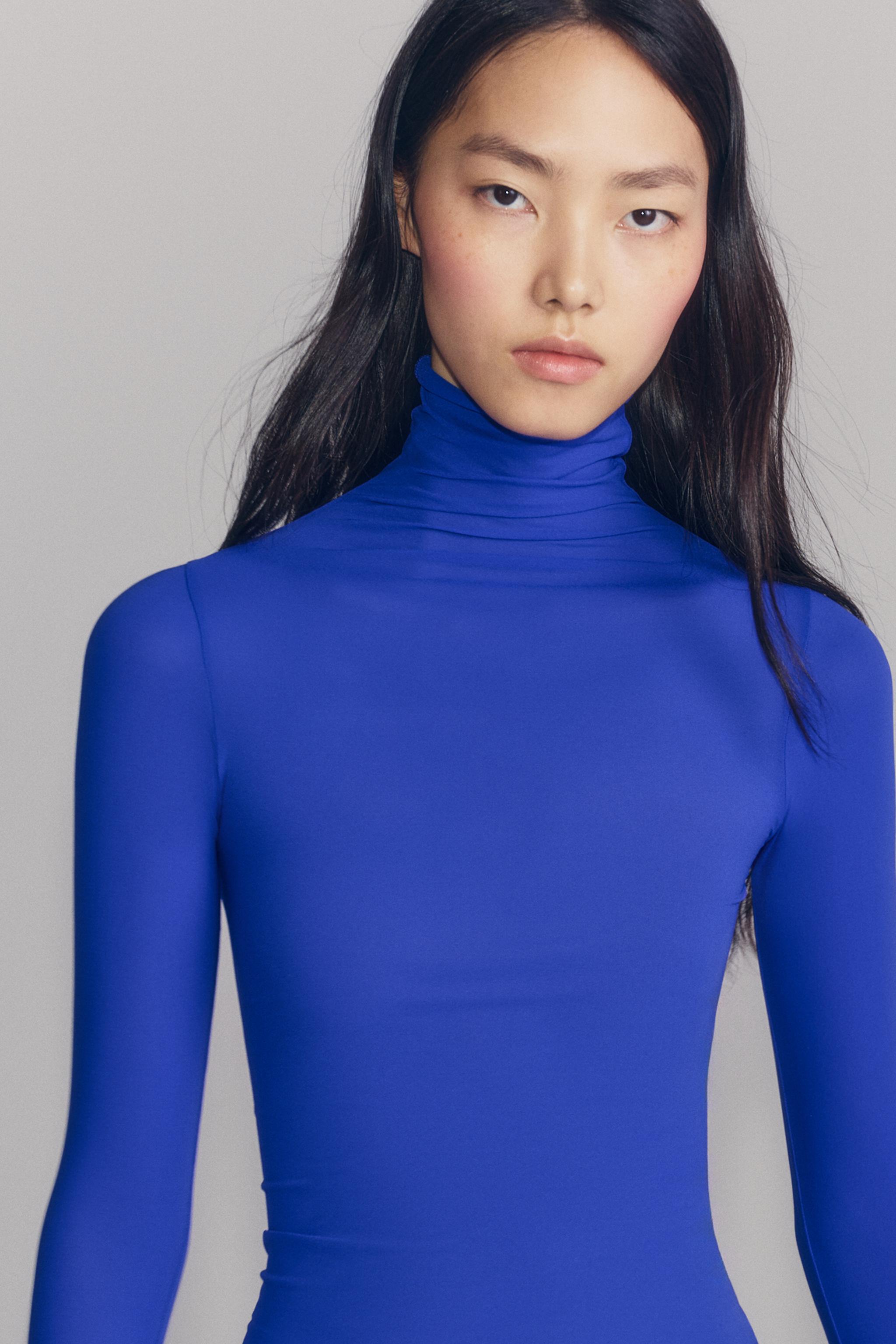 MOCK NECK TOP — Bluish