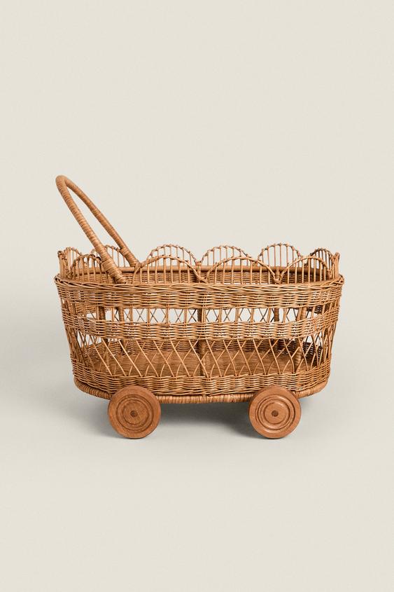 SCALLOPED RATTAN CART