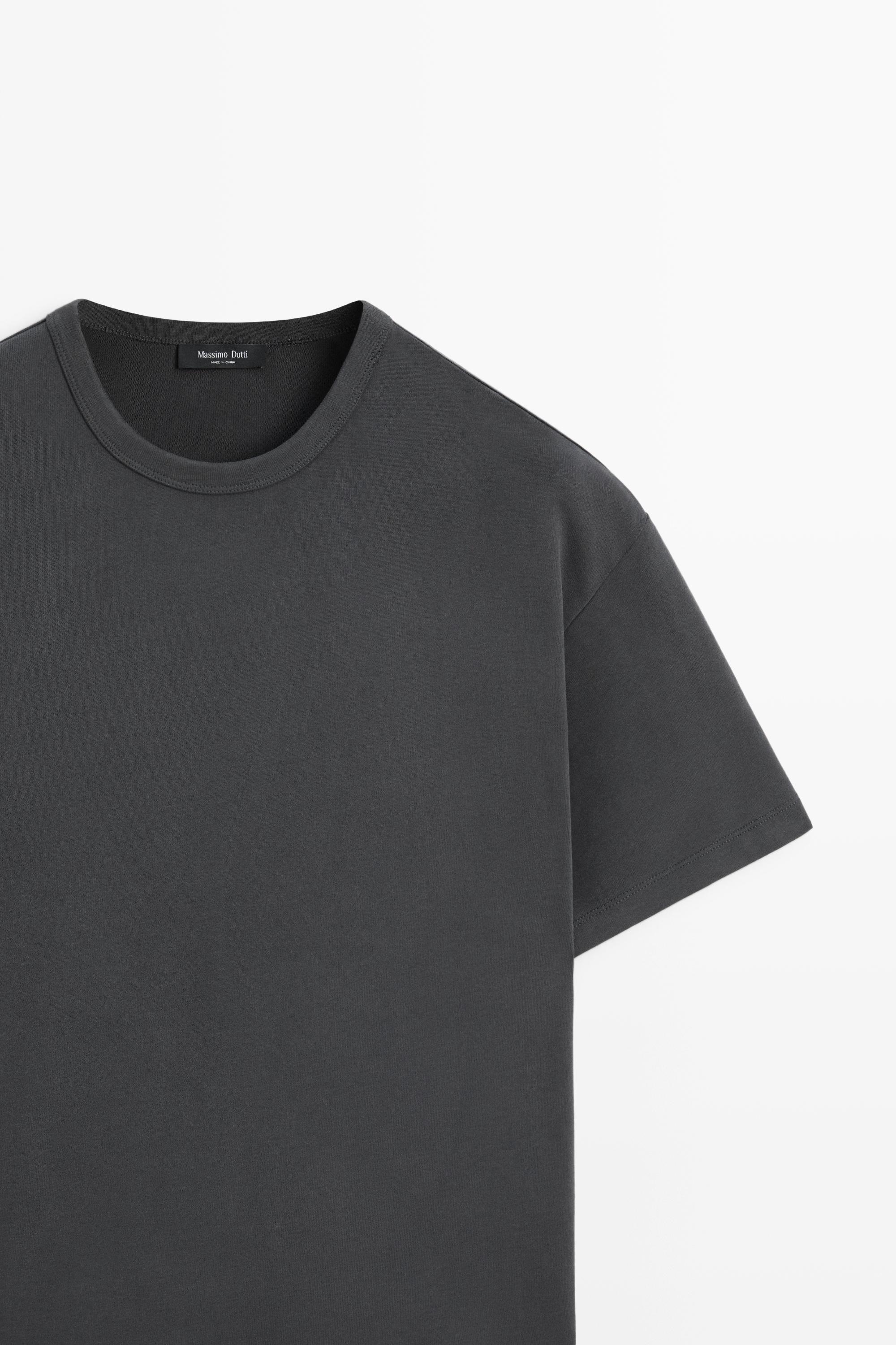100% cotton boxy short sleeve T-shirt