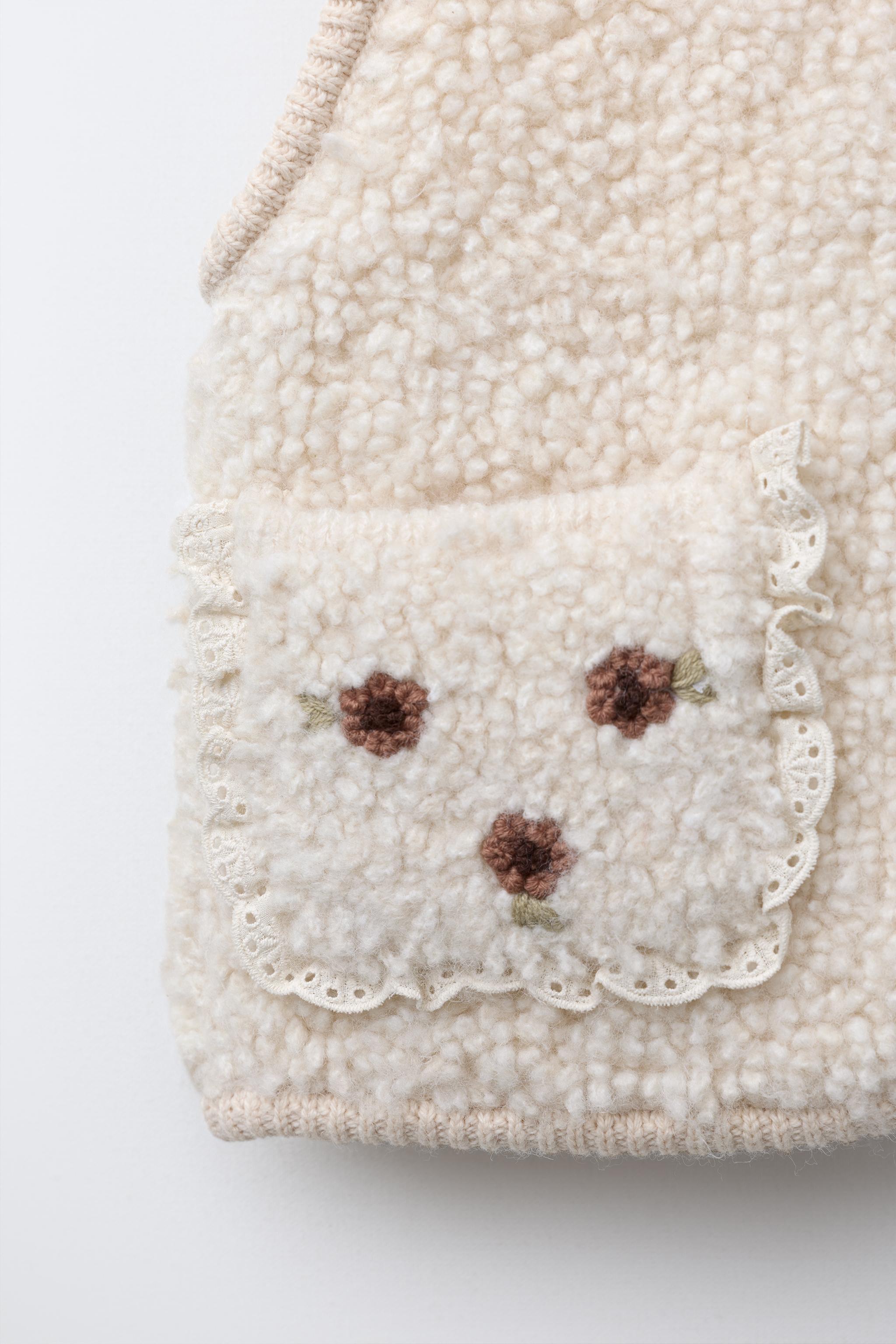EMBROIDERED FLORAL SHERPA KNIT VEST - Ecru | ZARA United States