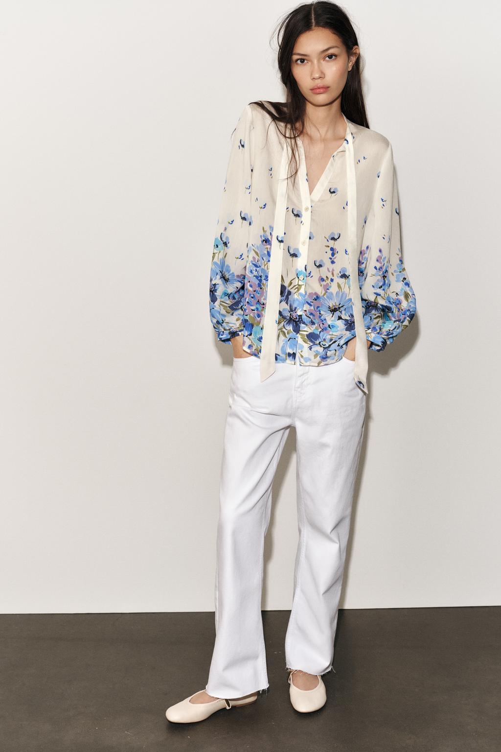 Thumbnail image for PRINTED BLOUSE WITH TIED DETAIL