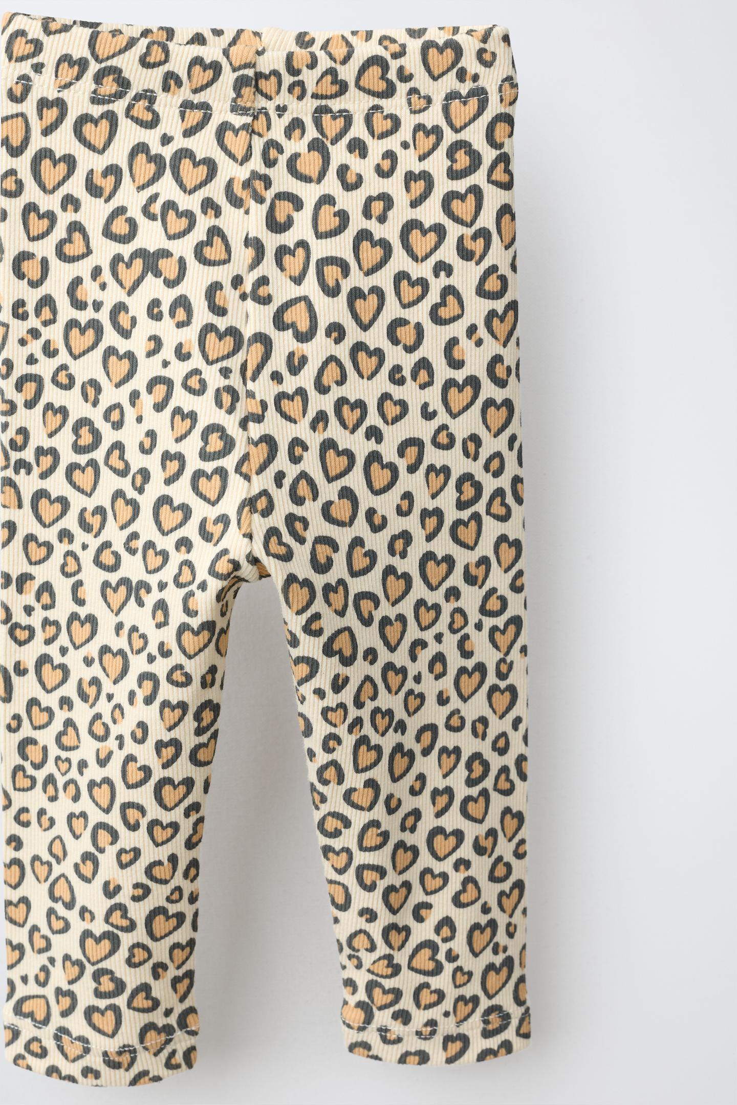 Детский комплект Zara Animal Print Sweatshirt and Legging Set, цвет: Светлый верблюжий — фото 6