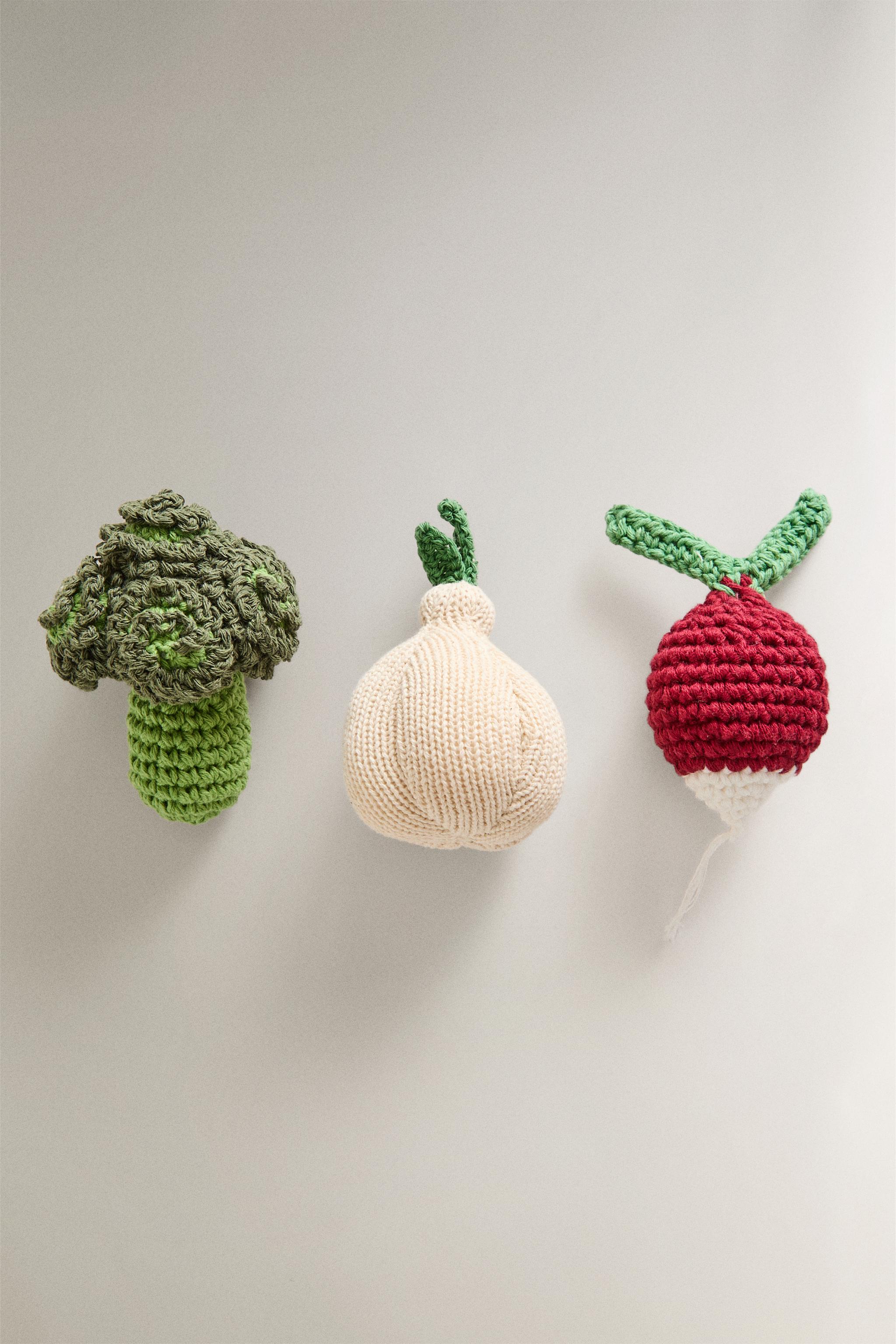 LOT DE JOUETS LÉGUMES POUR ANIMAUX