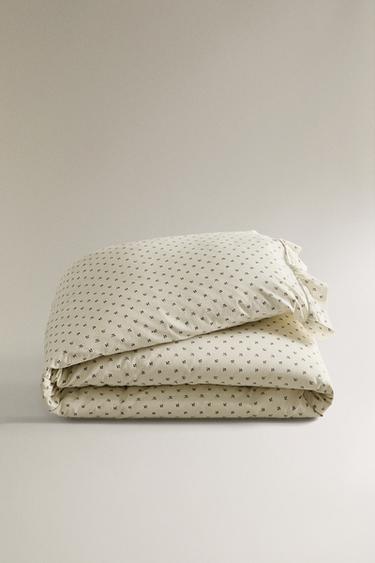 COUETTE ENFANT IMPRIMÉ FLEURS VOLANT - Écru de Zara - Image 4