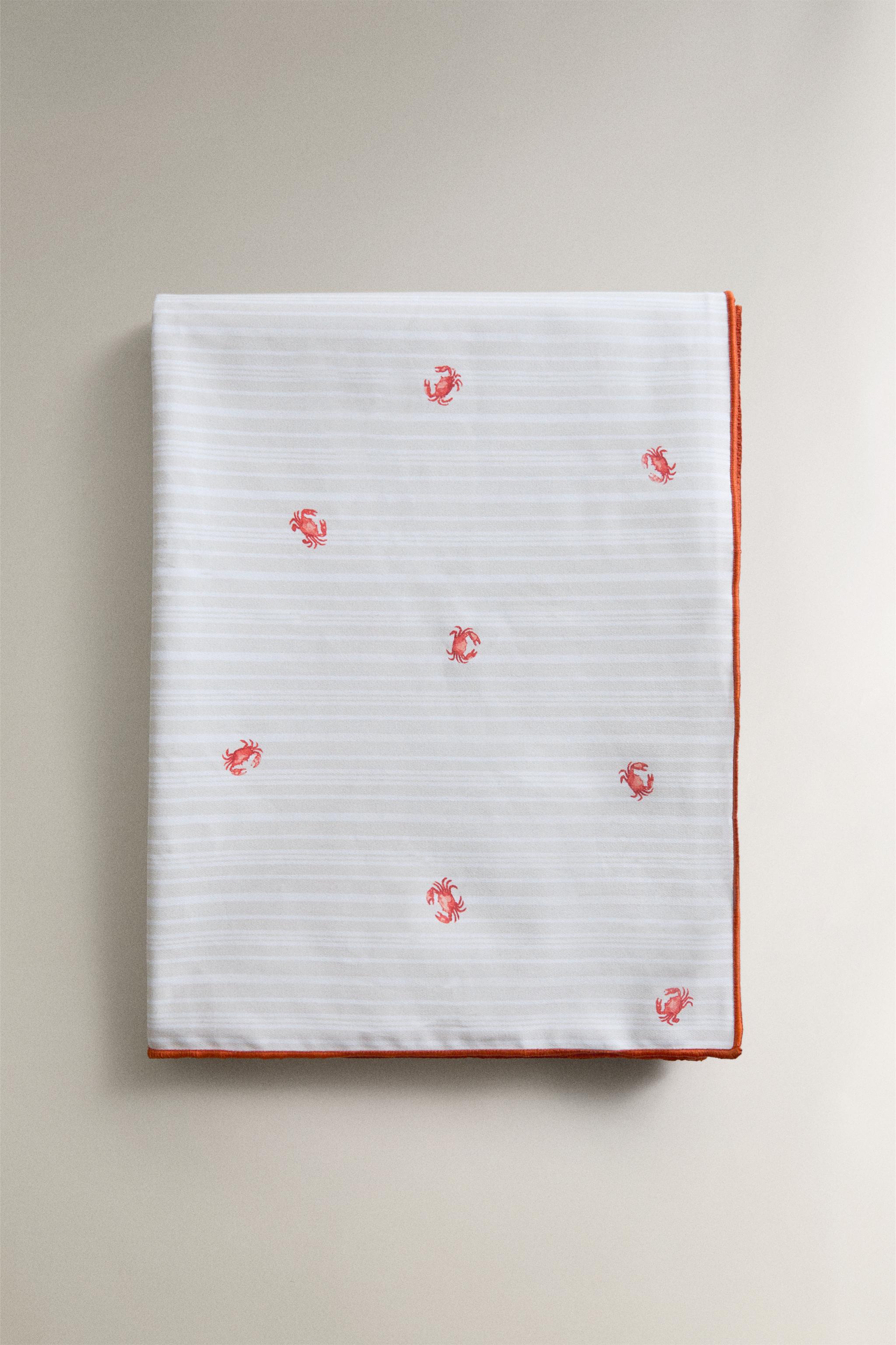 CRAB PRINT RESIN-COATED COTTON TABLECLOTH