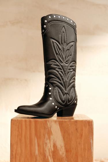 COWBOY STUDDED BOOTS - Brown by Zara