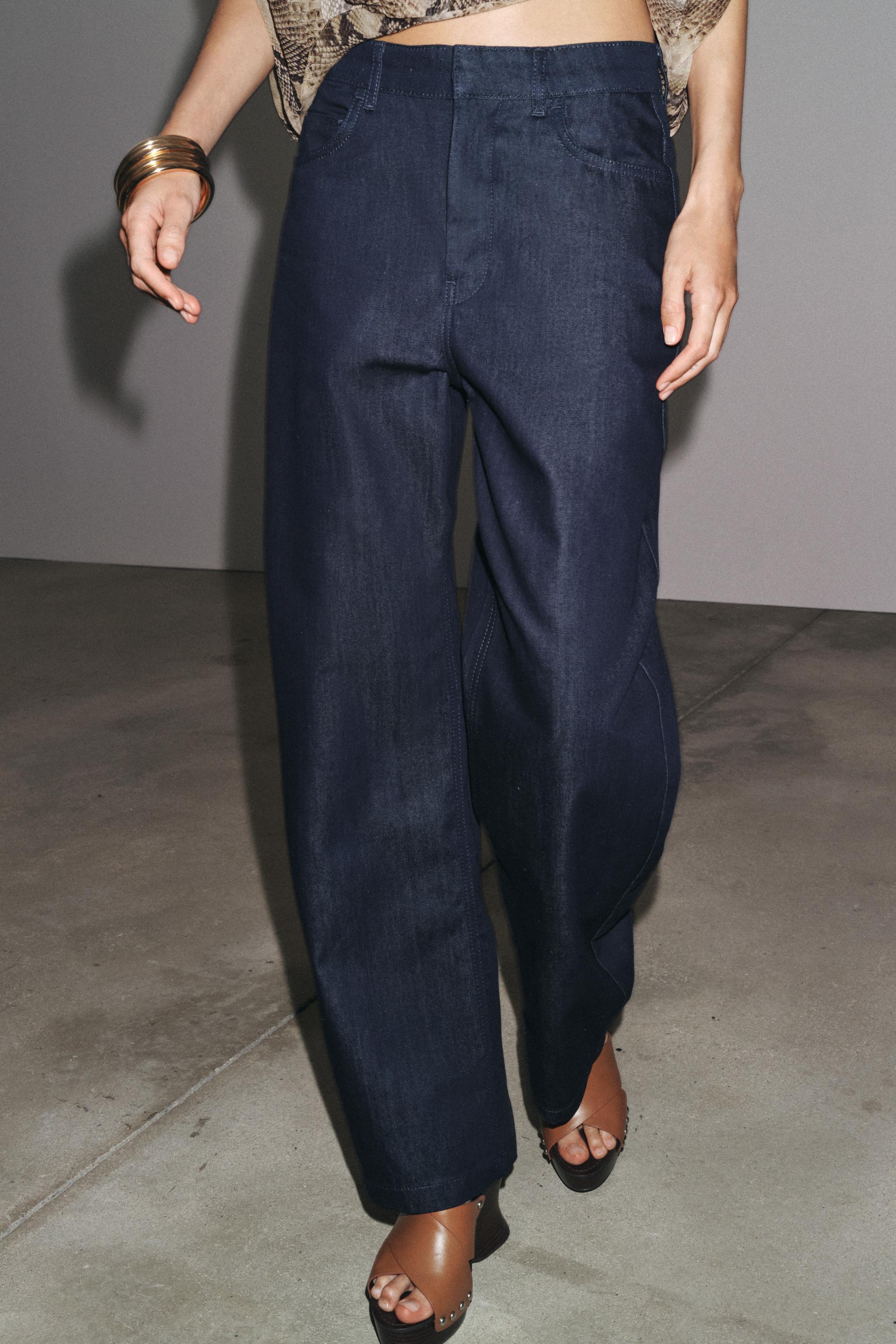 【ZARA】ZW COLLECTION BARREL HIGH-WAIST デニムパンツ TRF HIGH-RISE WIDE-LEG デニムパンツ - ブラック | ZARA Japan