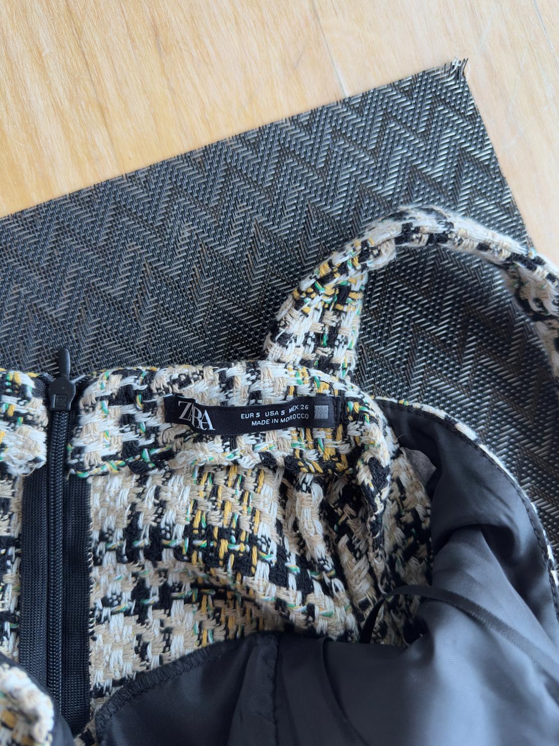 TEXTURED CHECK PINAFORE DRESS - Image 3