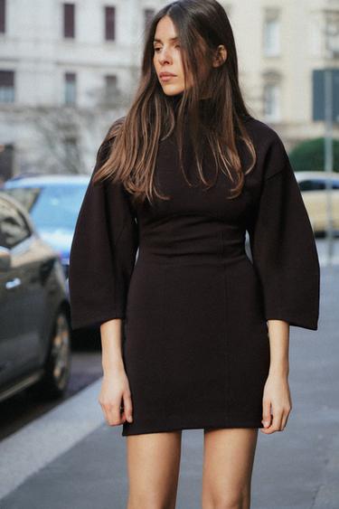 VESTIDO CORTO INTERLOCK - Chocolate de Zara