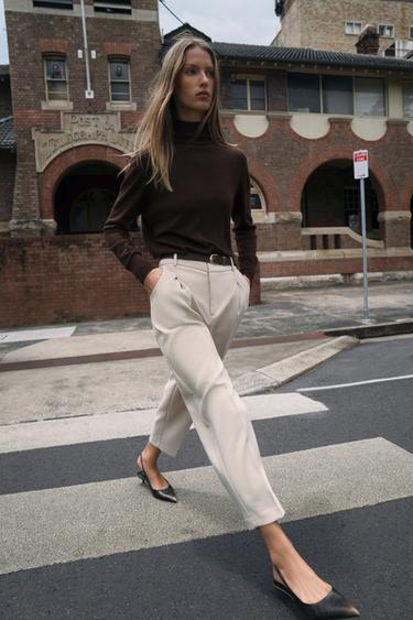 CROPPED TROUSERS WITH DARTS AND BELT - Light camel by Zara