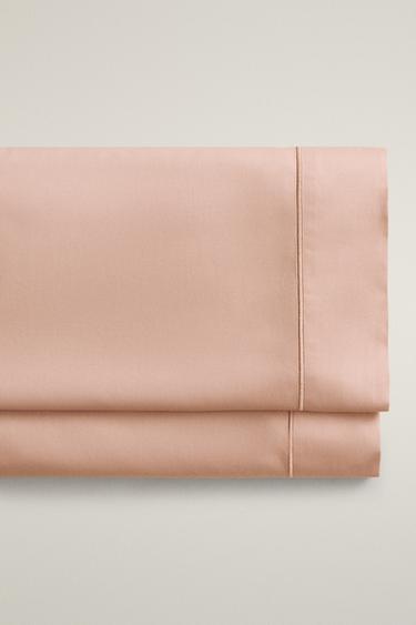 SATEEN FLAT SHEET WITH TRIM (300 THREAD COUNT) - Pale pink by Zara