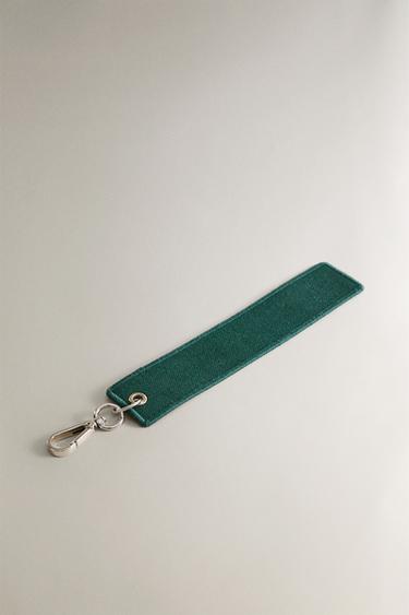 RUE DU BAC PLAIN KEYRING - Green by Zara - Image 1