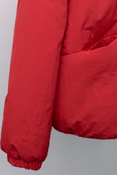 BLOUSON REMBOURRÉ À CAPUCHE EN MOLLETON - Rouge de Zara - Image 5