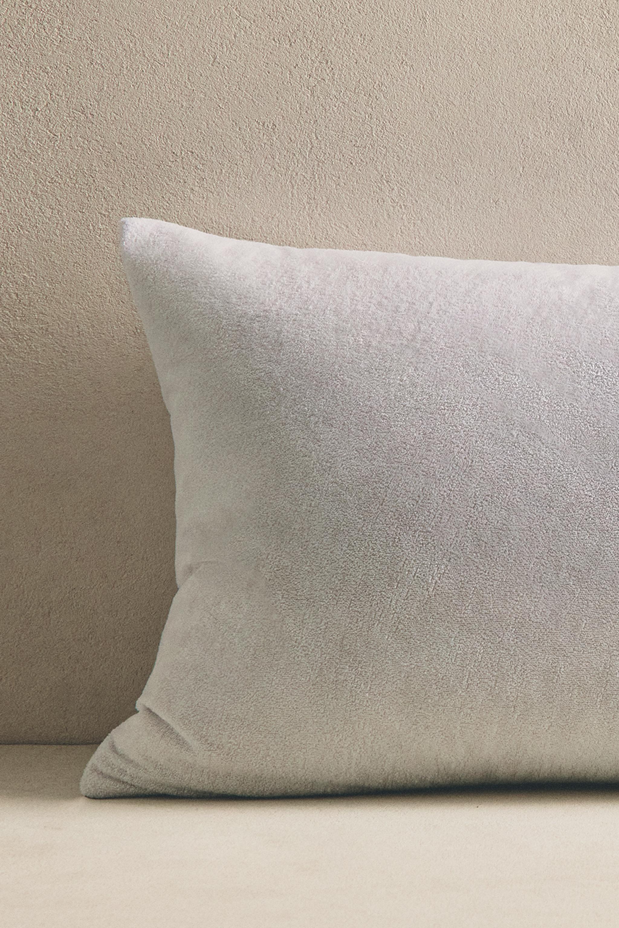 WATERPROOF COTTON TERRYCLOTH PILLOW PROTECTOR