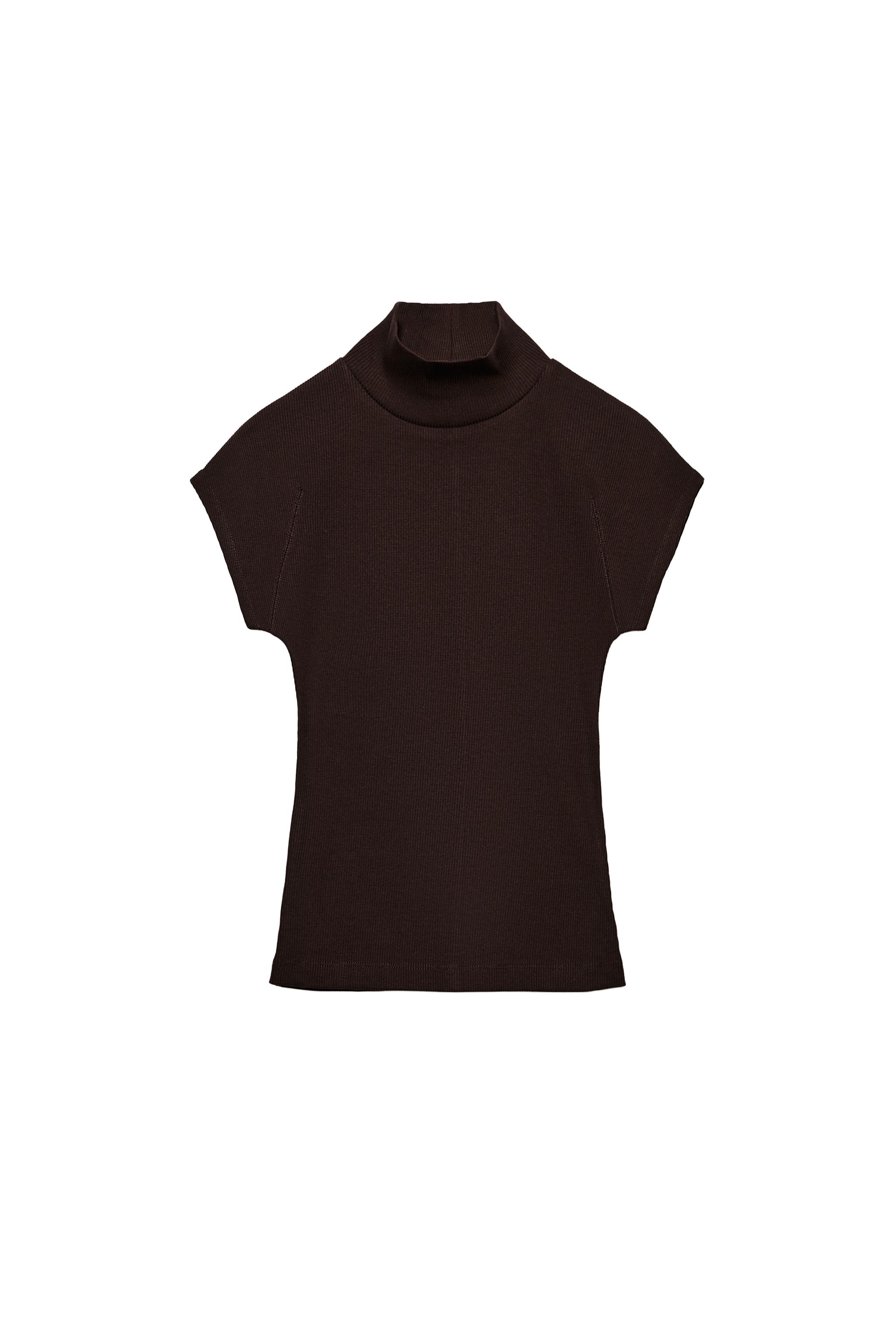 CAMISETA RIB CUELLO ALTO