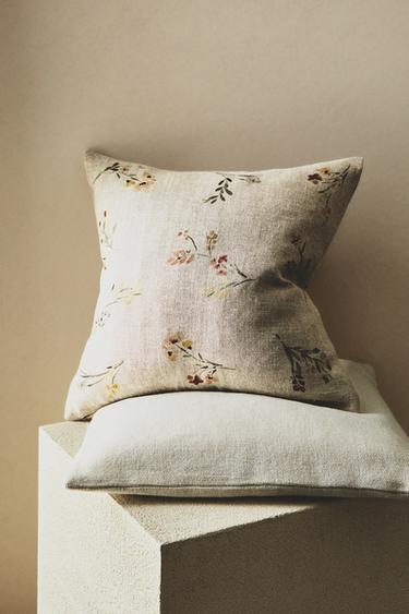 FLORAL CUSHION COVER - Light beige by Zara - Image 5