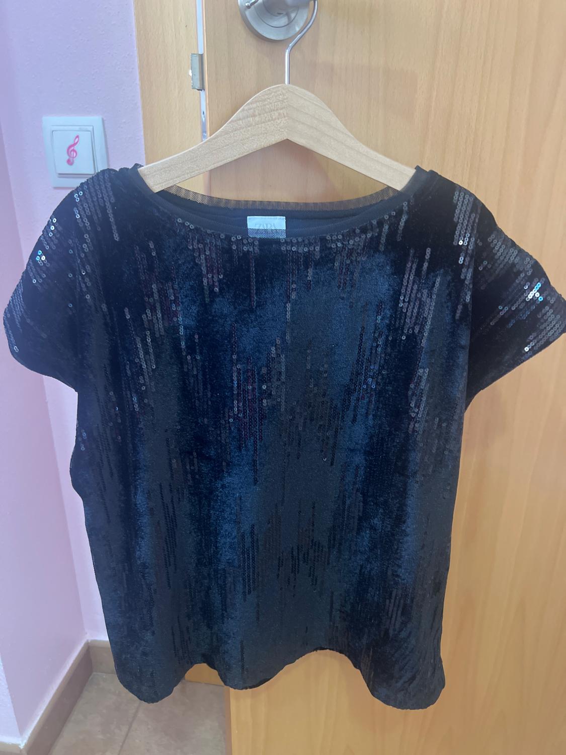 SEQUINNED VELVET T-SHIRT