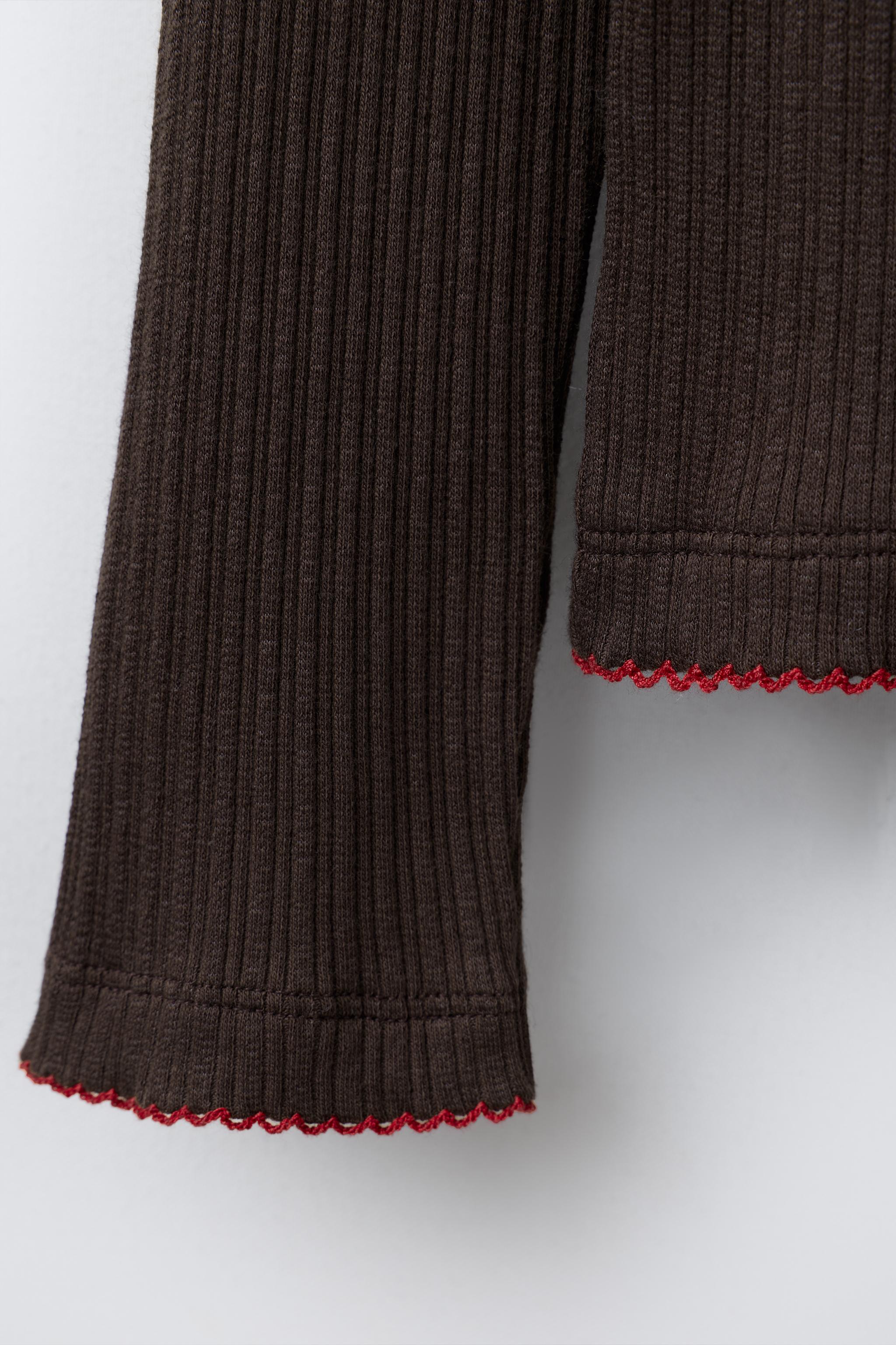 EMBROIDERED RIBBED T-SHIRT