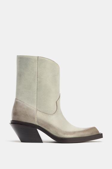 Arab Women Boots