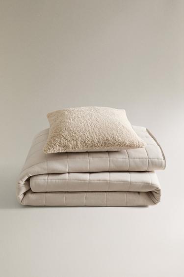 REVERSIBLE FAUX SHEARLING QUILT - Light grey by Zara