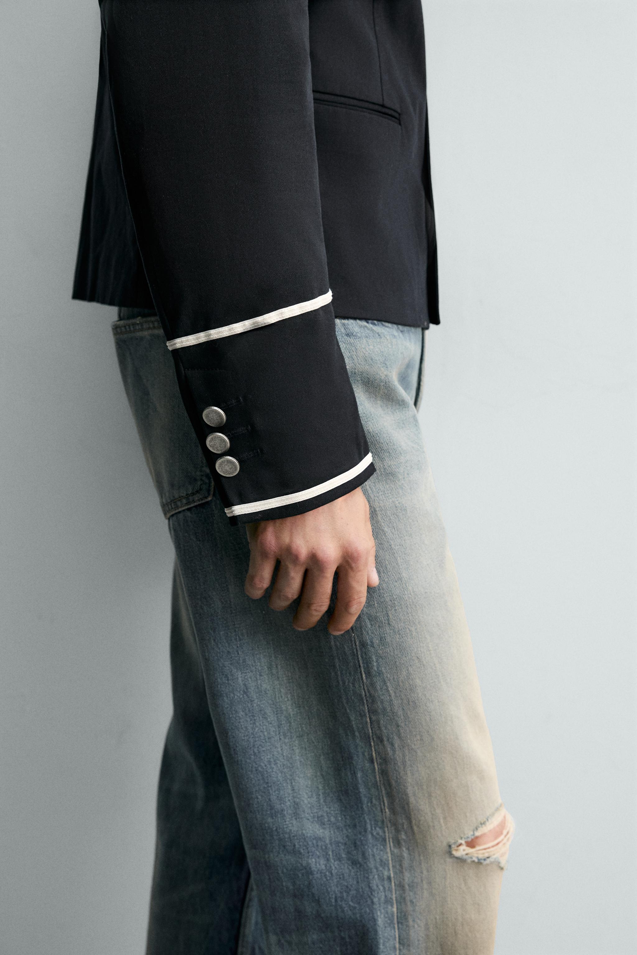 VESTE COURTE À CONTRASTES