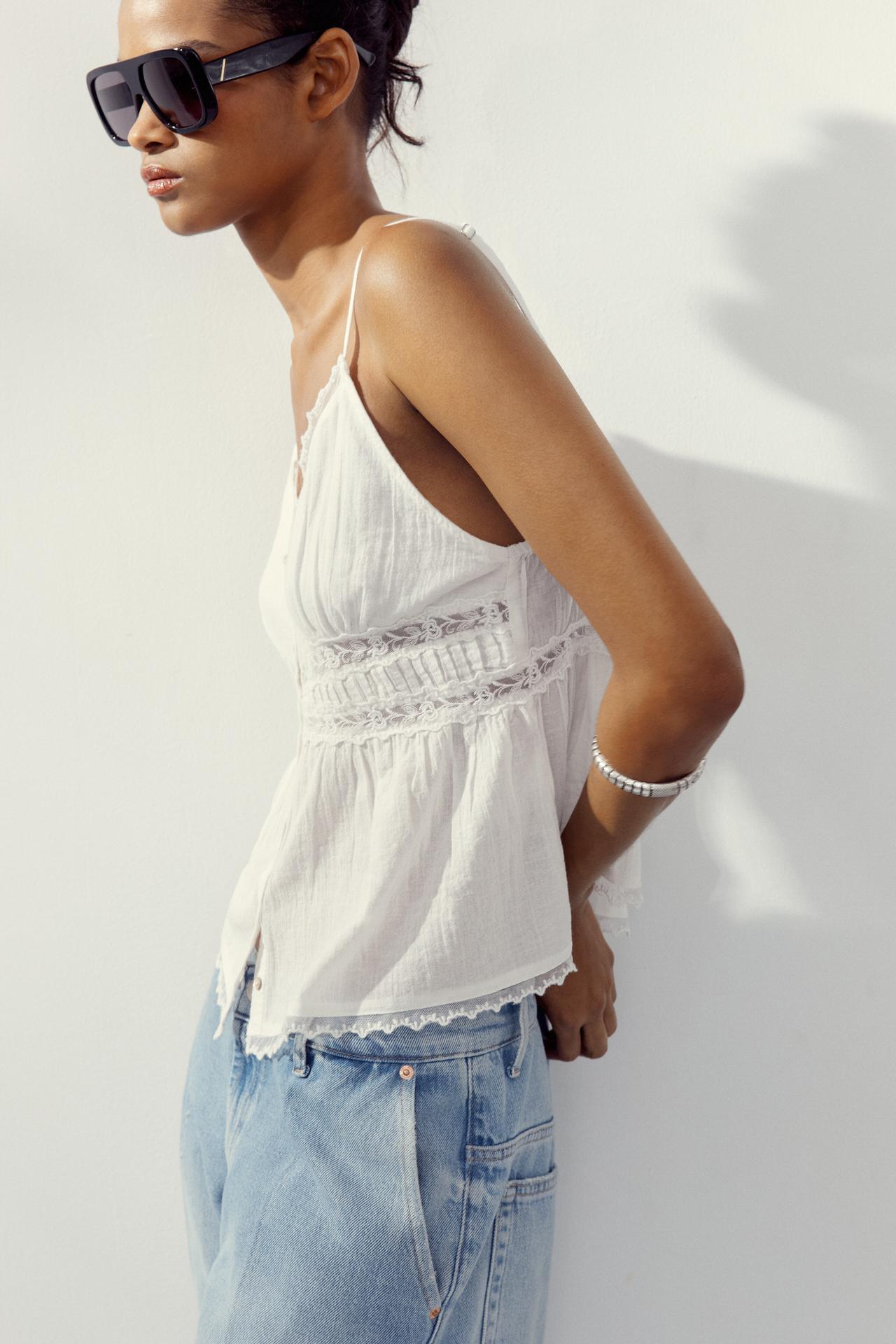 LACE CHIFFON TOP