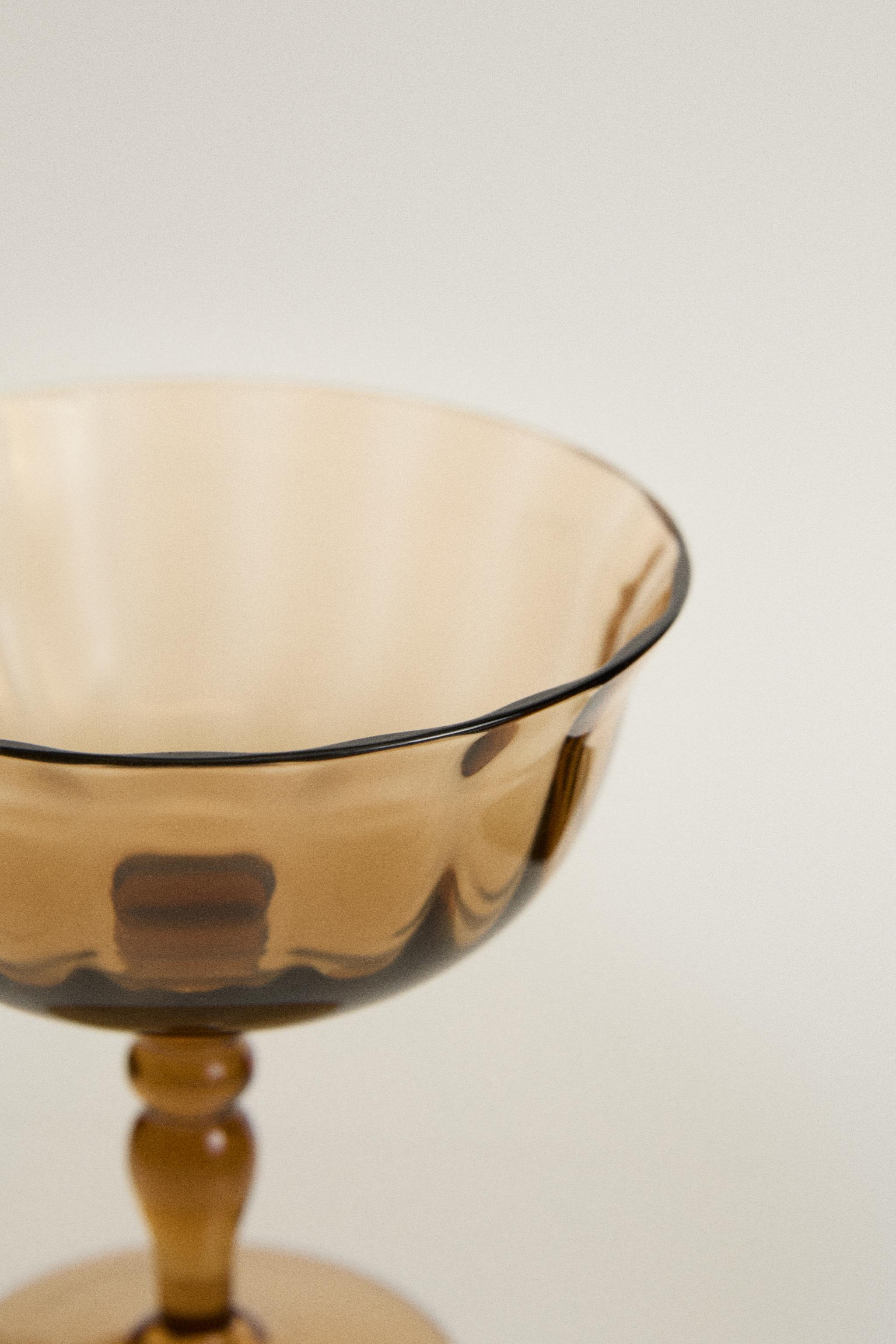 RAISED DESIGN GLASS